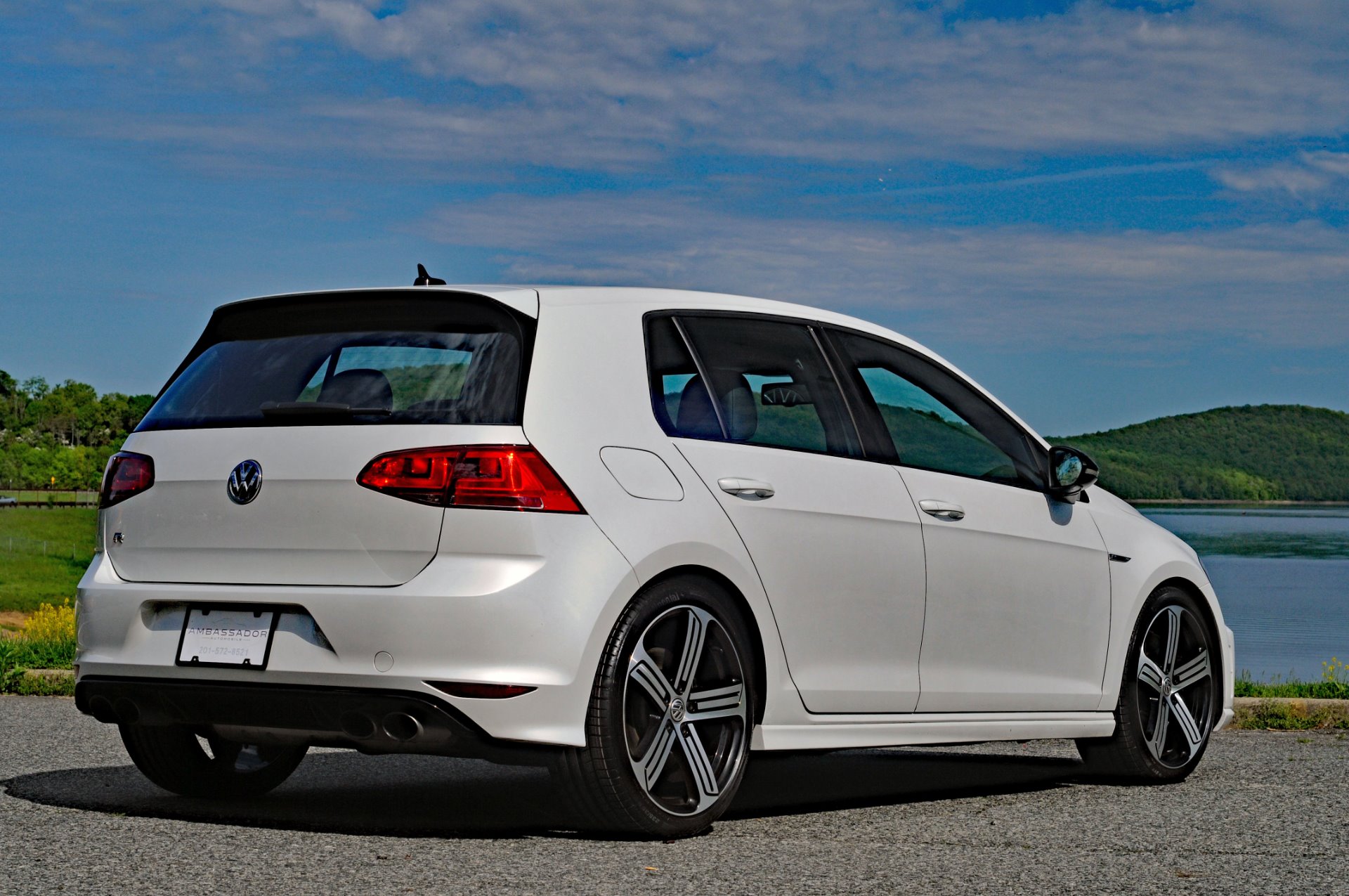 Ijver Gemoedsrust verzonden Used 2016 Volkswagen Golf R For Sale ($31,900) | Ambassador Automobile LLC.  Stock #117