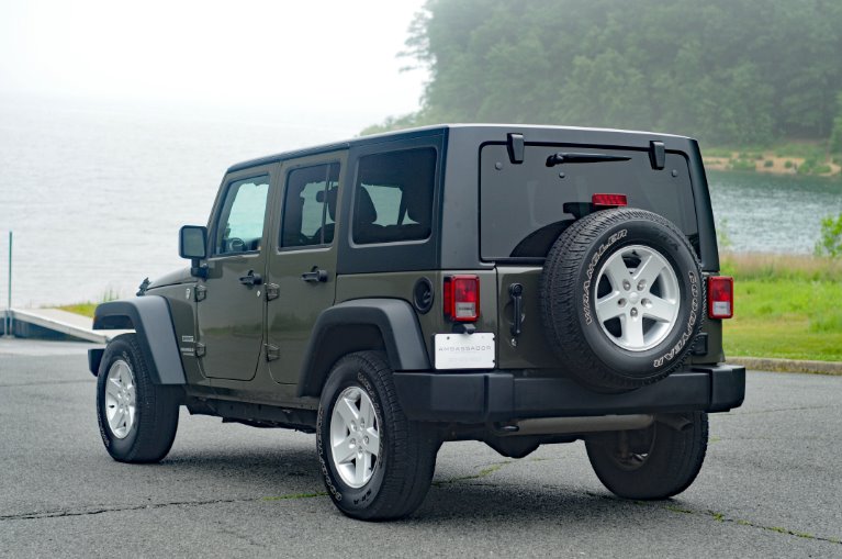 Used 2015 Jeep Wrangler Unlimited Sport