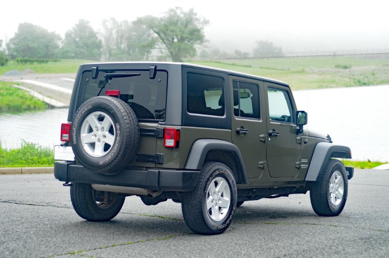 Used 2015 Jeep Wrangler Unlimited Sport