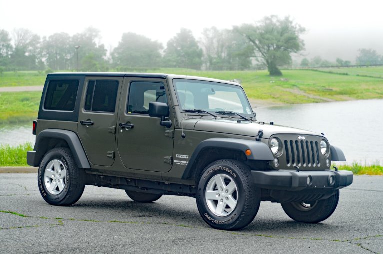 Used 2015 Jeep Wrangler Unlimited Sport