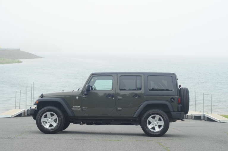 Used 2015 Jeep Wrangler Unlimited Sport