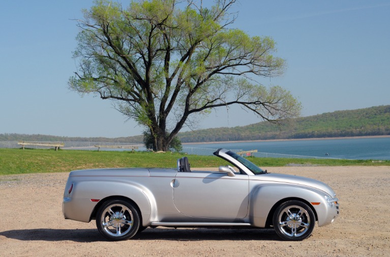 Used 2004 Chevrolet SSR LS