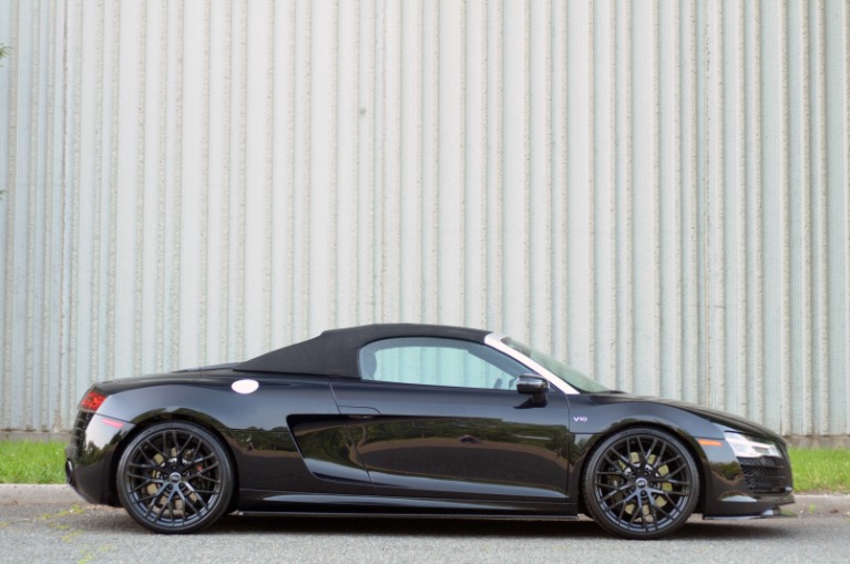 Used 2014 Audi R8 52 quattro Spyder