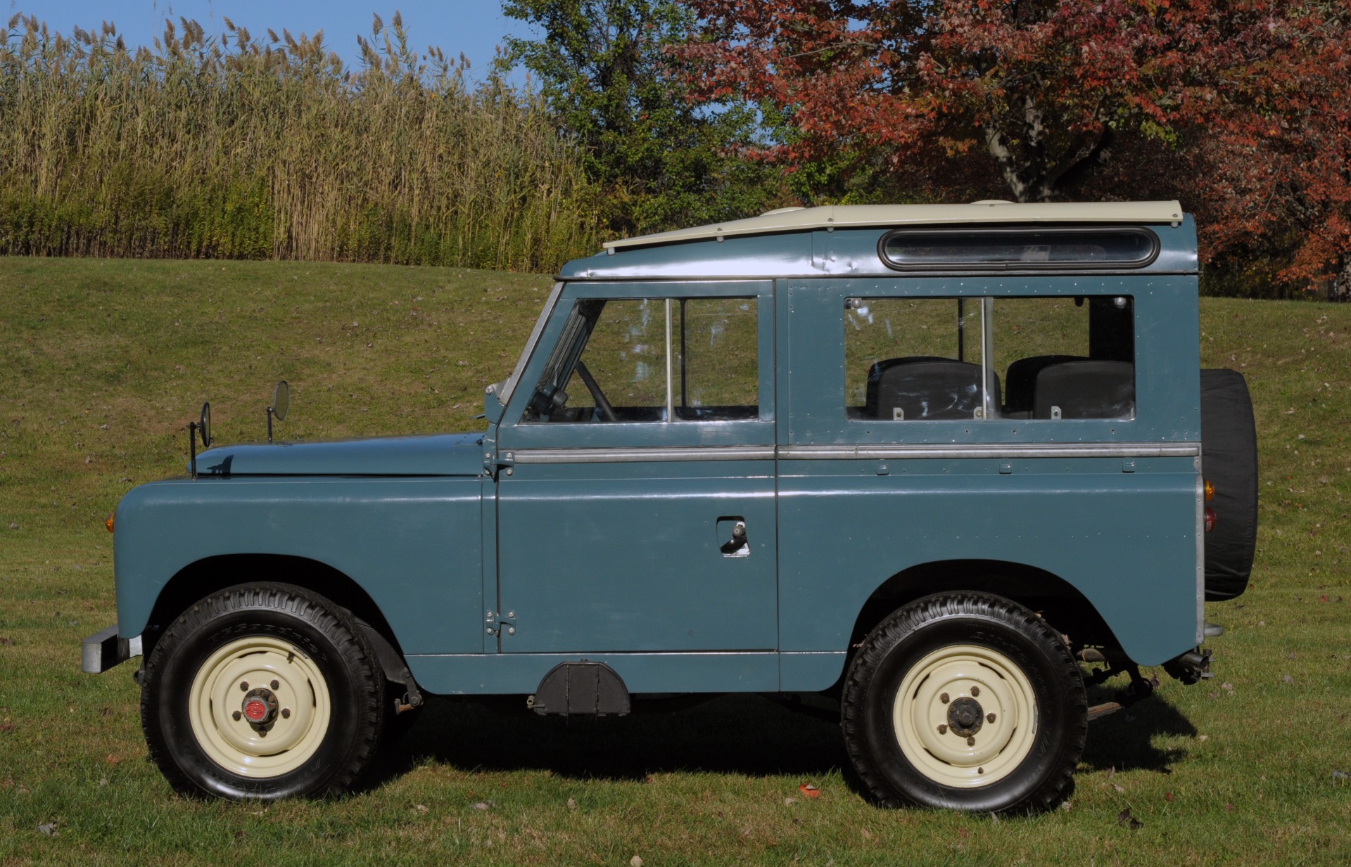 Used 1967 Land Rover 88 Model IIA